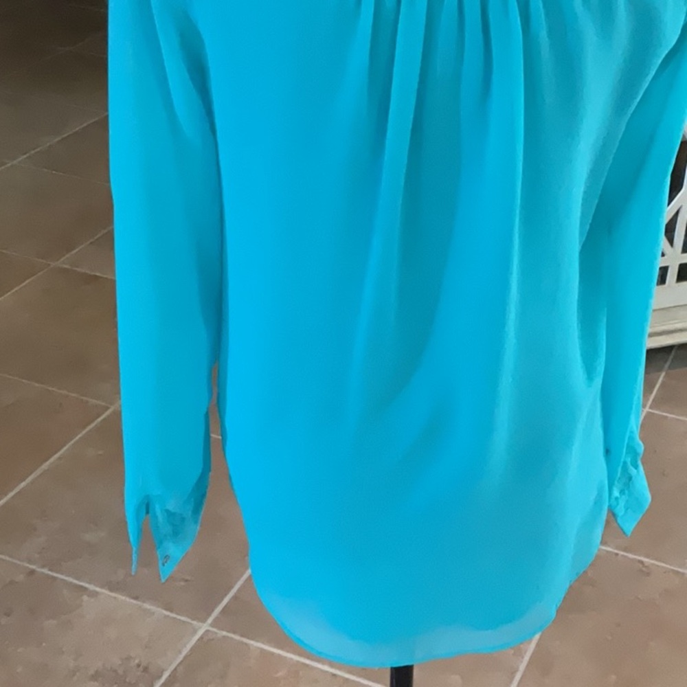 Calvin Klein ruffle front top, long sleeves, aqua blue, size XS - Picture 6 of 6